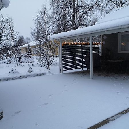 Cosy, Homely House With A Large Courtyard Saarenkyla ภายนอก รูปภาพ