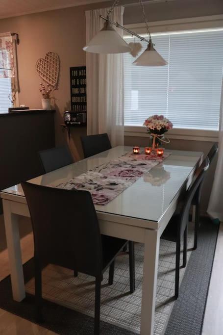 Cosy, Homely House With A Large Courtyard Saarenkyla ภายนอก รูปภาพ