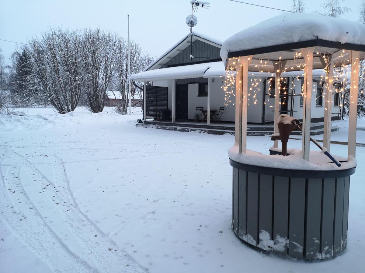 Cosy, Homely House With A Large Courtyard Saarenkyla ภายนอก รูปภาพ